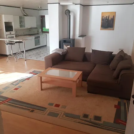 Apartment Ferienwohnung *